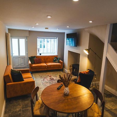 Cathys Cottage, Sun Trap Patio, Modern 3 Bed, Central, Parking Crewkerne Exterior foto