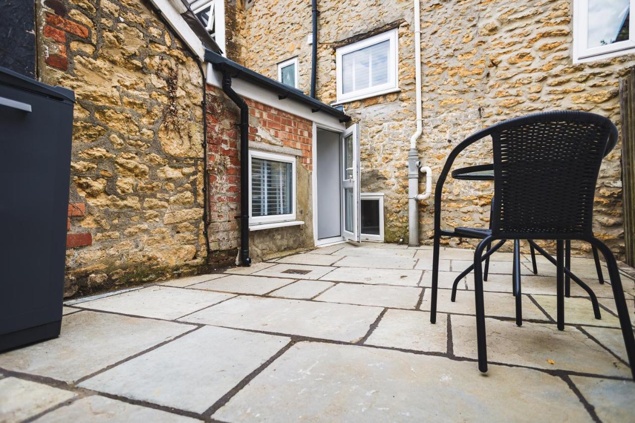 Cathys Cottage, Sun Trap Patio, Modern 3 Bed, Central, Parking Crewkerne Exterior foto