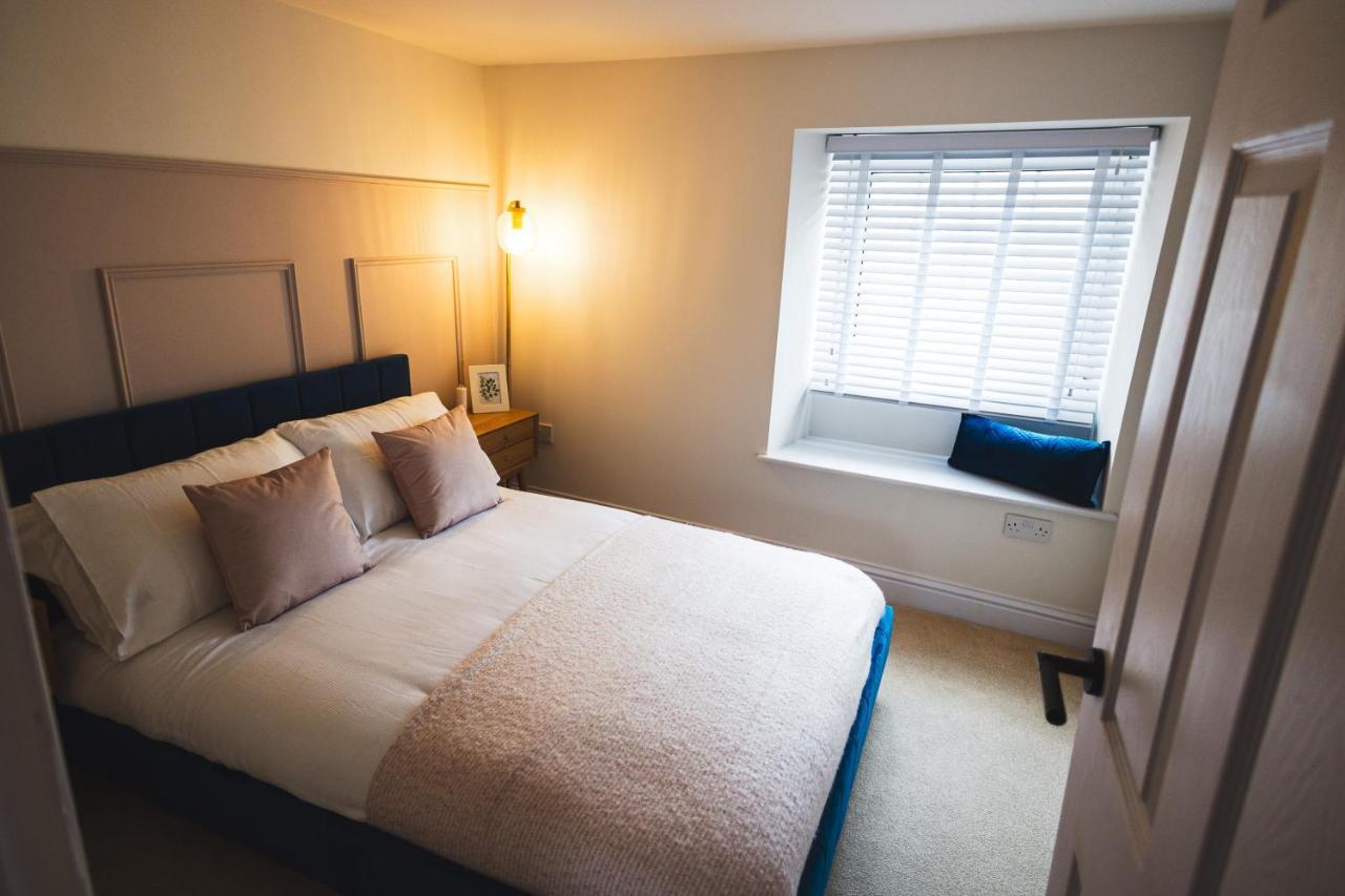 Cathys Cottage, Sun Trap Patio, Modern 3 Bed, Central, Parking Crewkerne Exterior foto