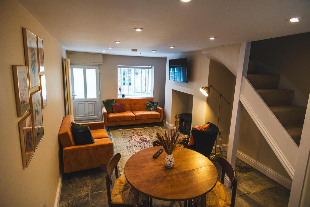 Cathys Cottage, Sun Trap Patio, Modern 3 Bed, Central, Parking Crewkerne Exterior foto
